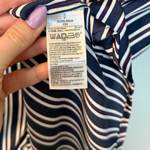 Banana Republic Navy Striped Button Down Pajama-Style Shirt Blouse- Small - Picture 3 of 11